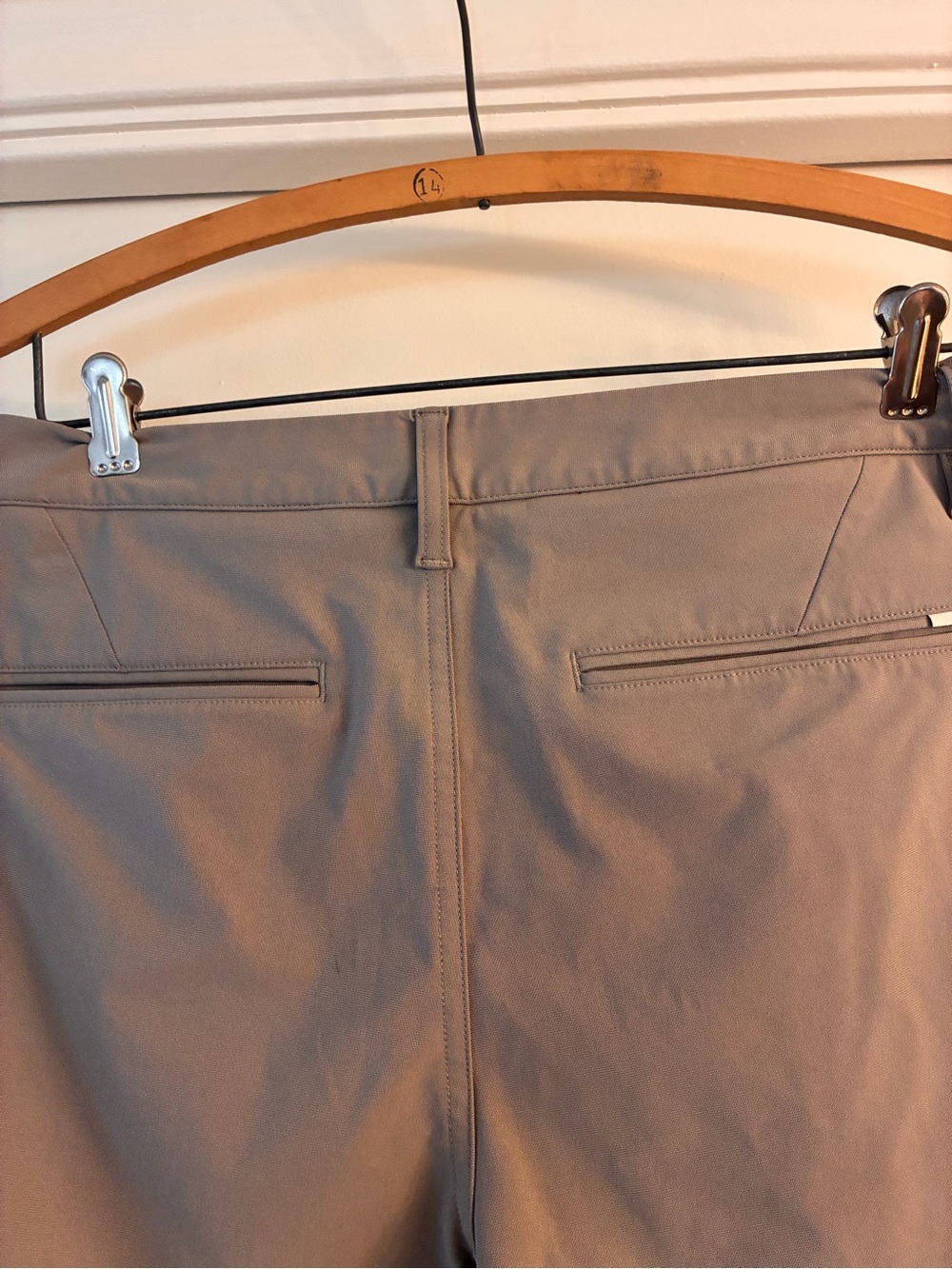 Vuori Men’s Shorts - Picture 6 of 10